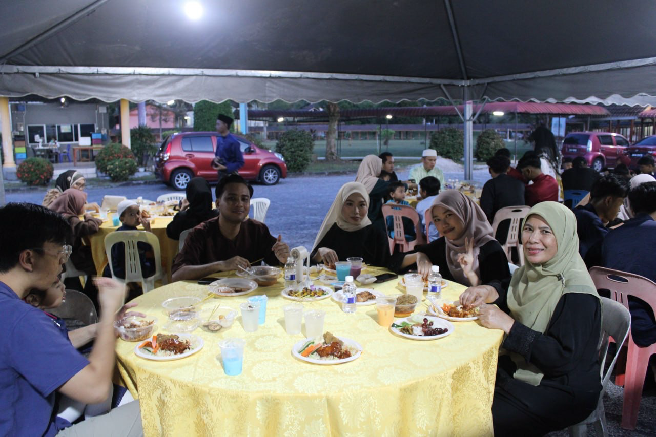 Documentation from the 2026 Quran completion and Iftar ceremony