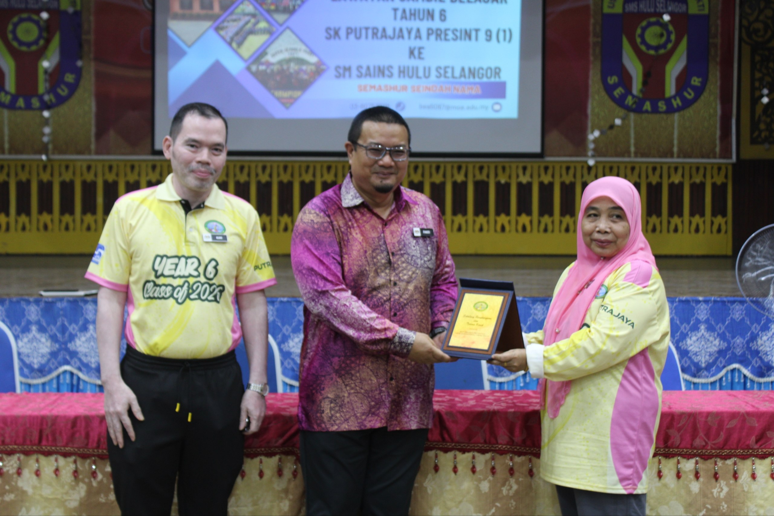 Documentation from the Year 6 SK Putrajaya P9(1) learning visit