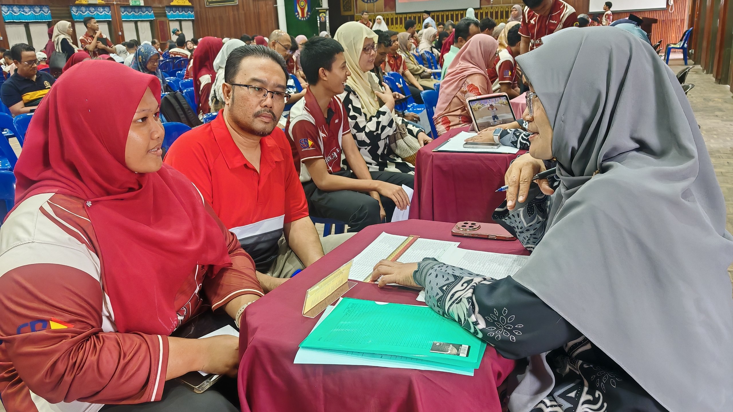 Documentation from the 2nd Form 5 Academic Dialogue