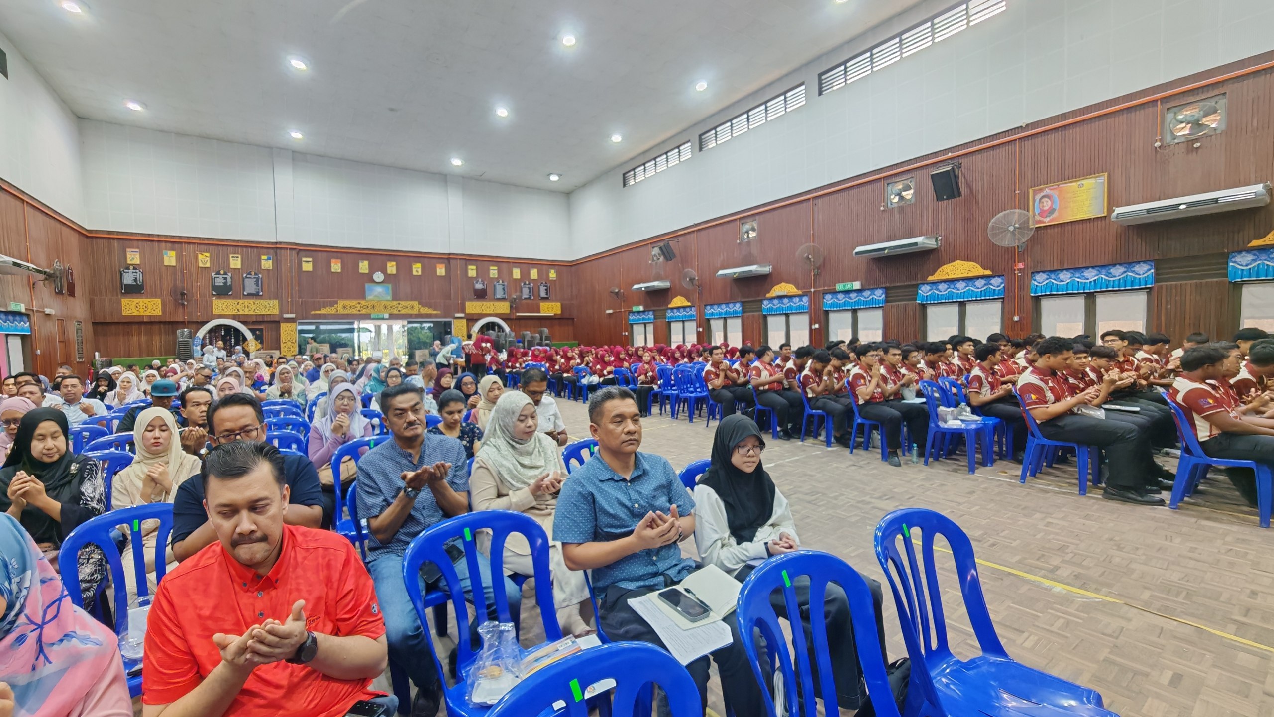 Documentation from the 2nd Form 5 Academic Dialogue